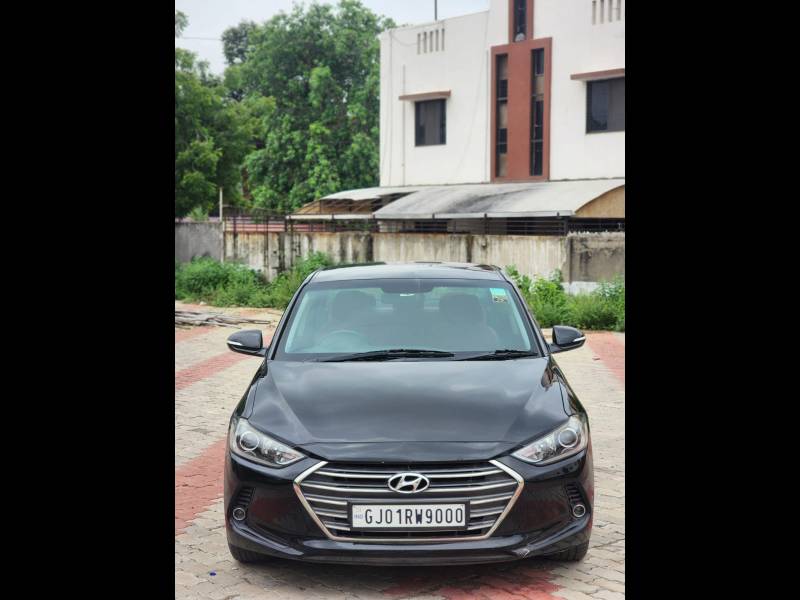 Hyundai Elantra 2.0 SX MT