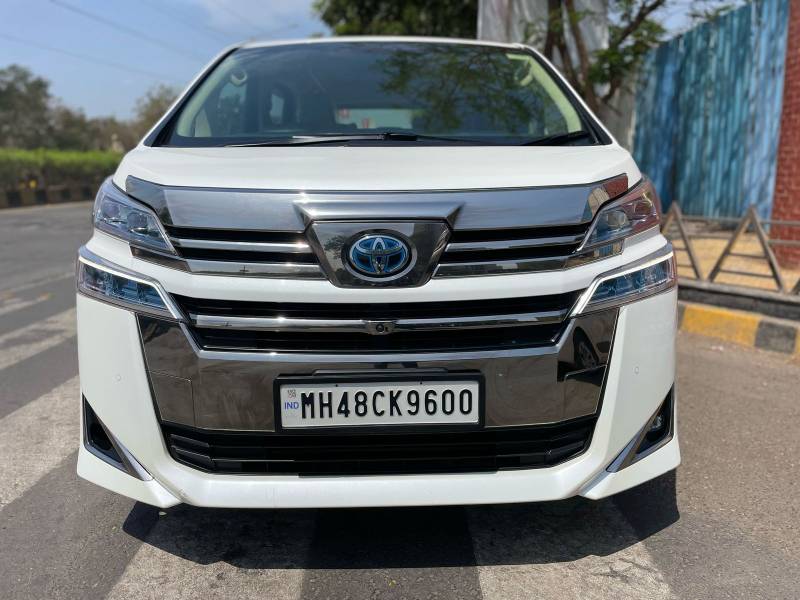 Toyota Vellfire VIP - Executive Lounge