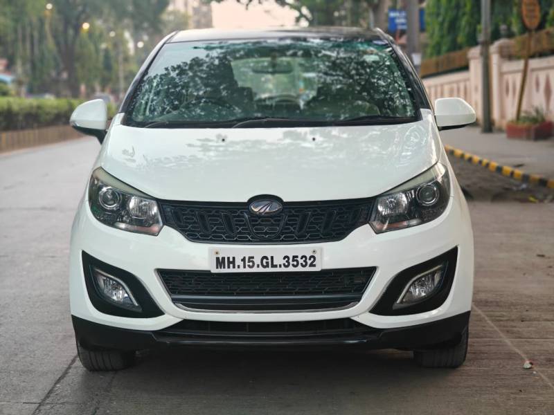 Mahindra Marazzo M8 7 STR