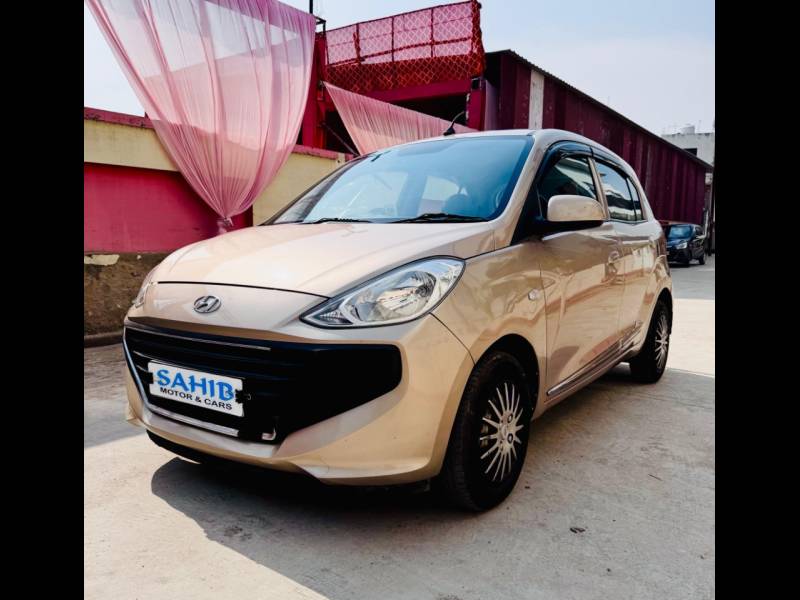 Hyundai Santro Magna