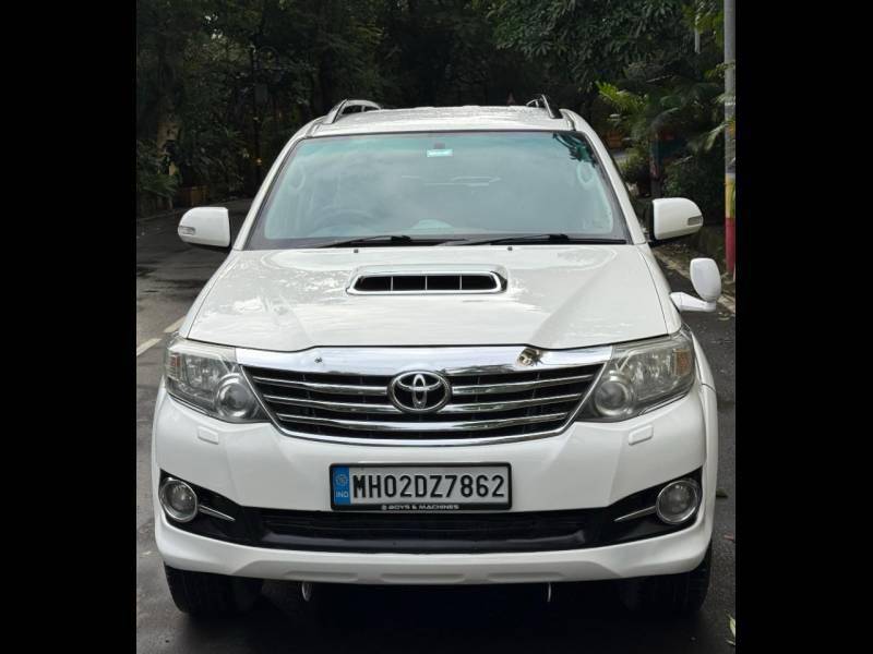 Toyota Fortuner 3.0 4X4 MT