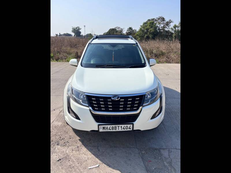 Mahindra XUV500 W11 (O) AWD