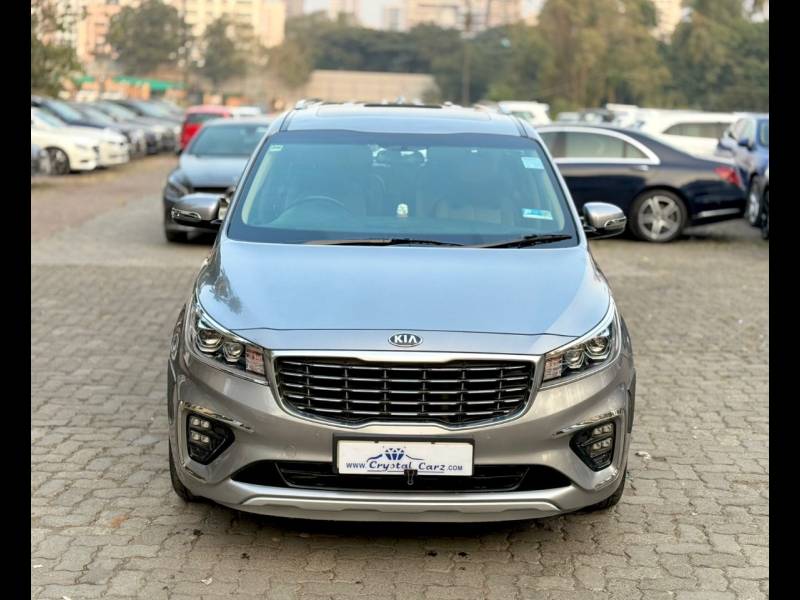 Kia Carnival Limousine 7 STR