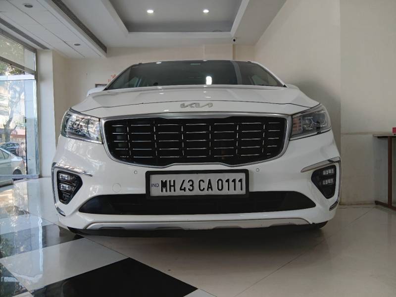 Kia Carnival Limousine Plus 7 STR