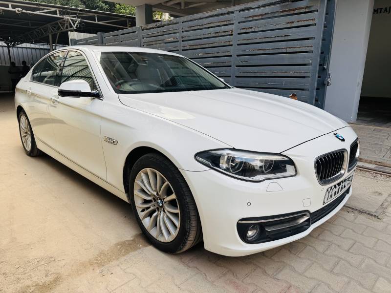BMW 5 Series 520d Luxury Line