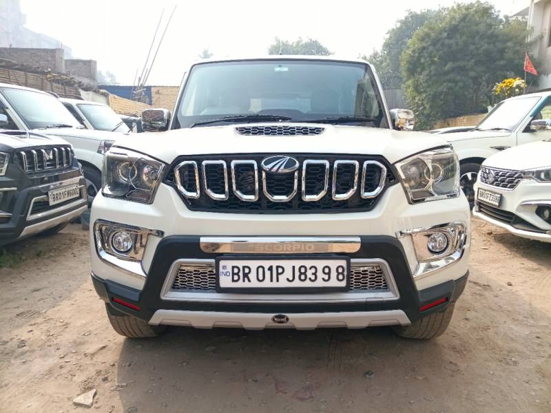 Mahindra Scorpio S9 2WD 7 STR