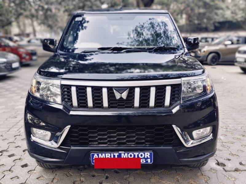 Mahindra Bolero Neo N8