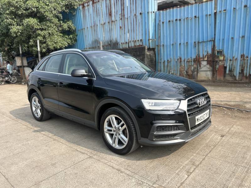 Audi Q3 30 TFSI Premium