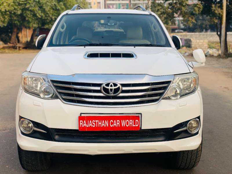 Toyota Fortuner 3.0 4X2 MT