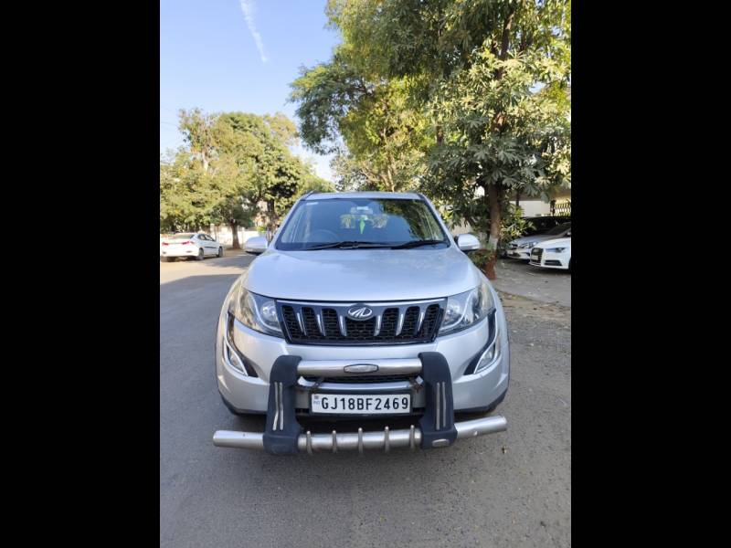 Mahindra XUV500 W6 FWD