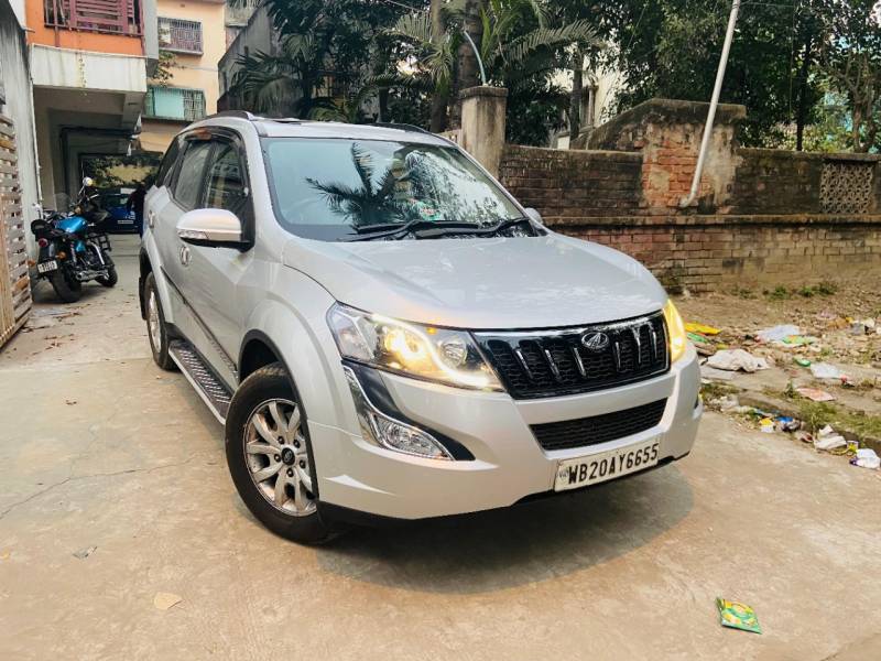 Mahindra XUV500 W10 1.99