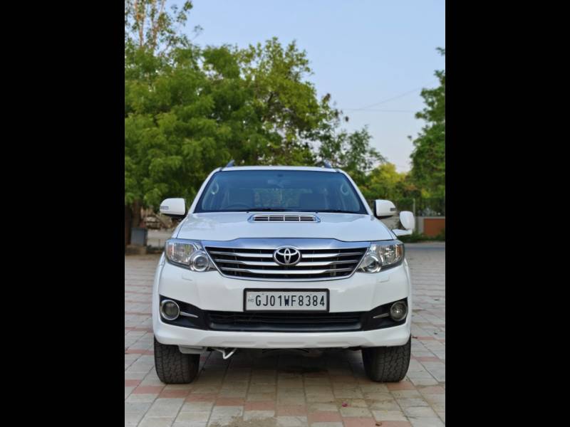 Toyota Fortuner 3.0 4X2 MT