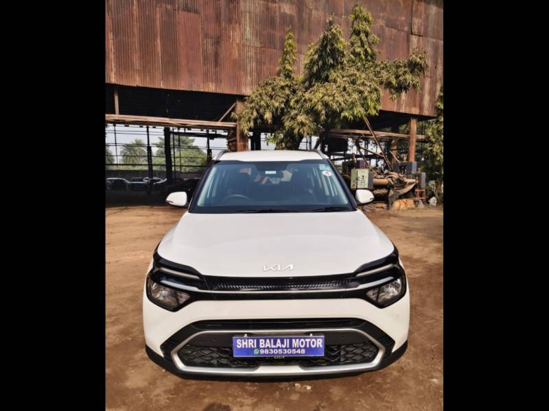 Kia Carens Prestige (O) 1.5 Petrol 7 STR