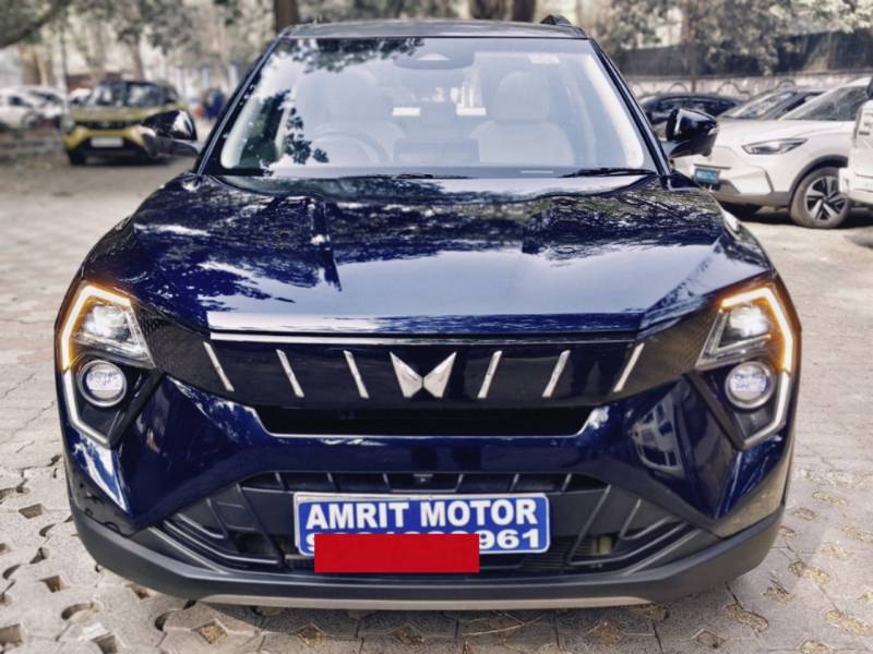 Mahindra XUV 3XO AX7L 1.2 Petrol AT