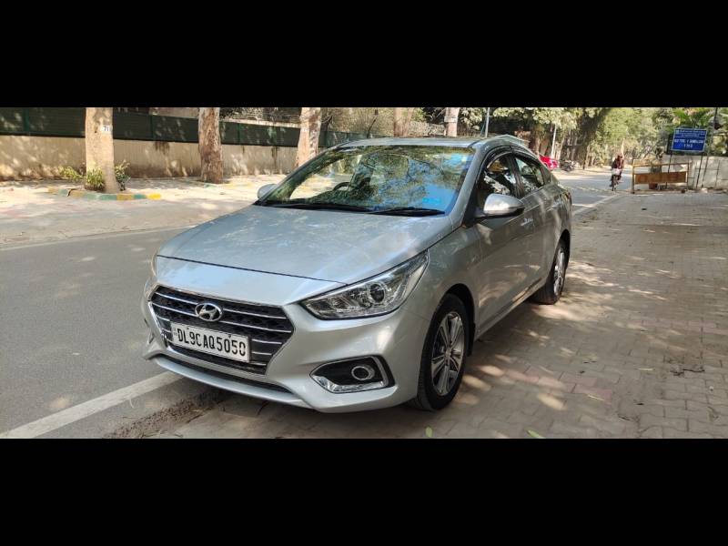 Hyundai Verna 1.6 CRDI SX