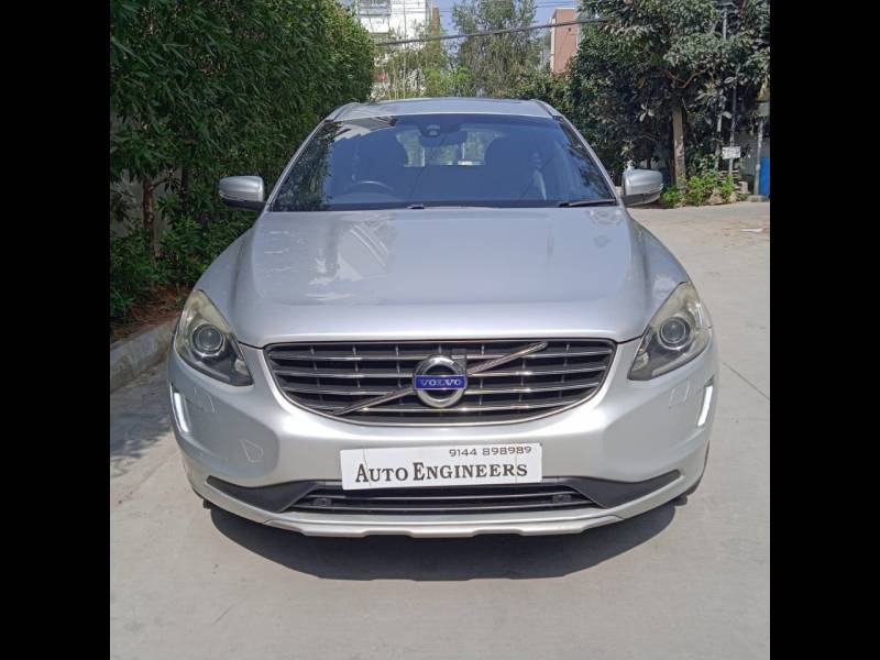 Volvo XC60 Momentum