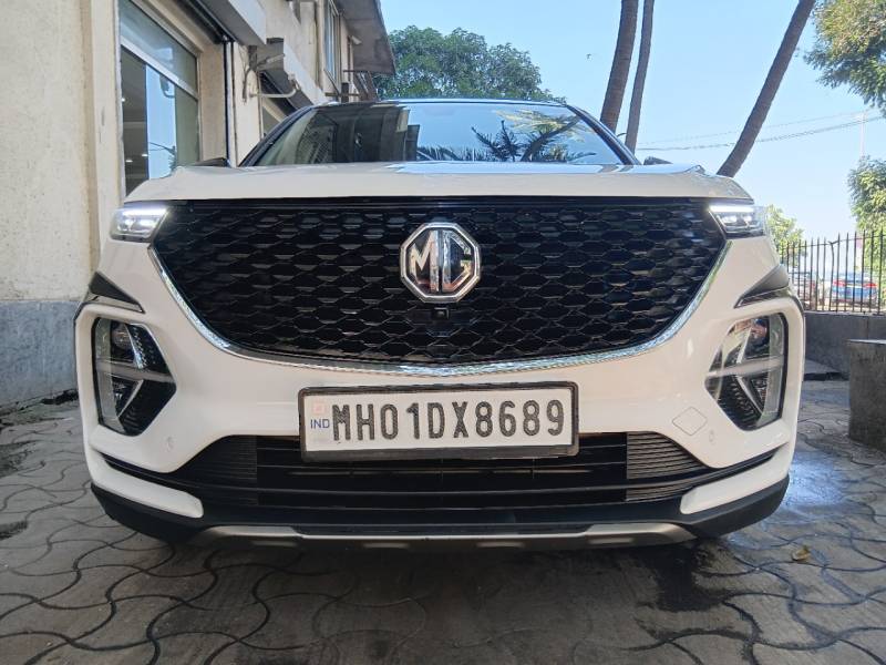 Morris Garage Hector Plus Sharp 1.5 Petrol Turbo DCT 6-STR Dual Tone