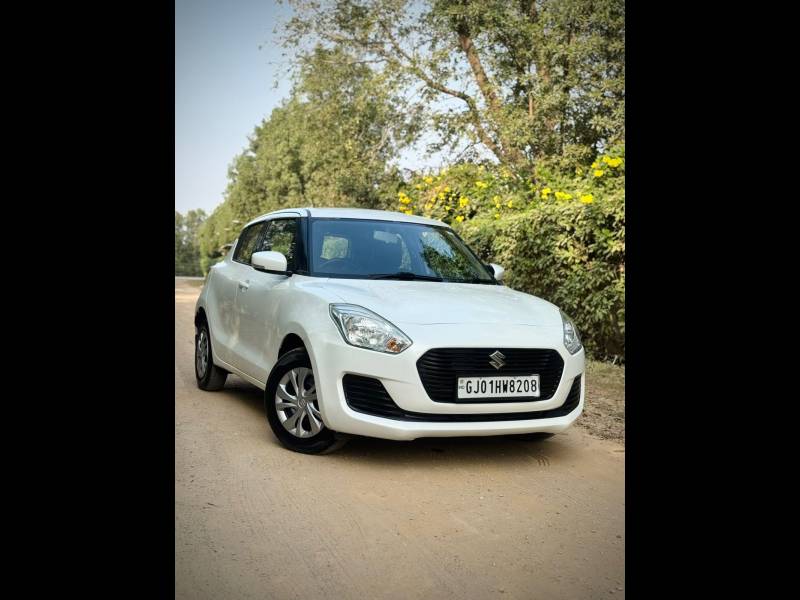 Maruti Suzuki Swift VXi AMT