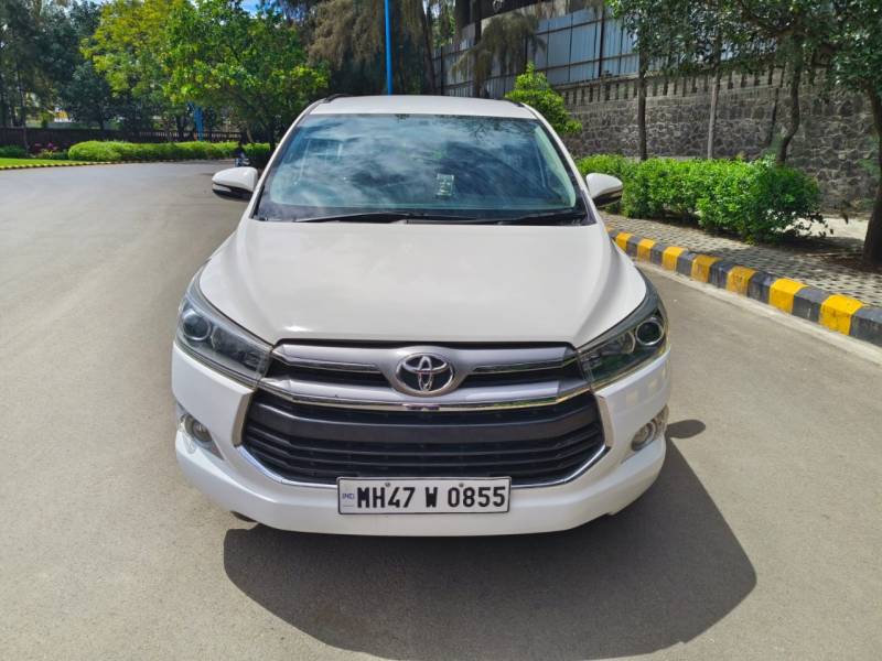 Toyota Innova Crysta 2.4 VX 7 STR