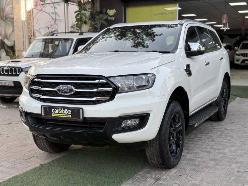 Ford Endeavour Titanium 2.0 4x2 AT