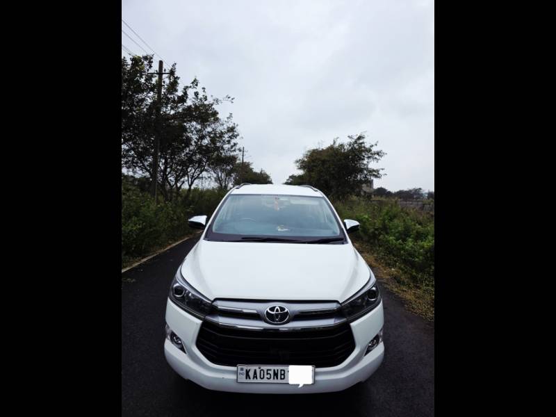 Toyota Innova Crysta 2.4 ZX 7 STR