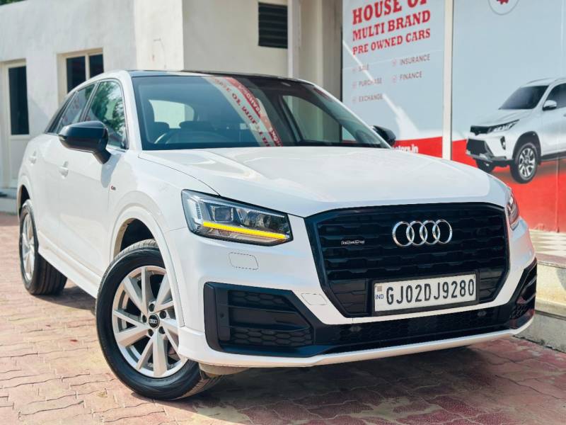 Audi Q2 Premium Plus I 40 TFSI quattro