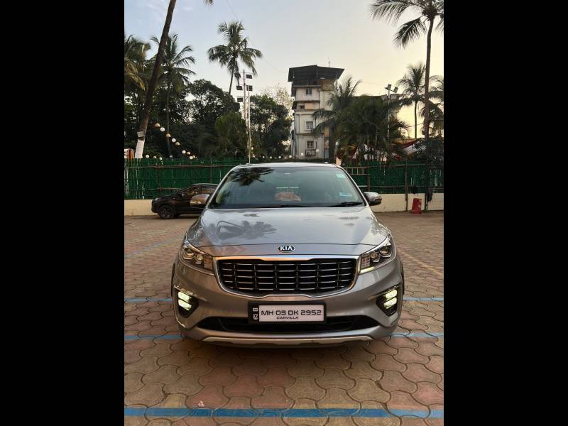 Kia Carnival Limousine 7 STR