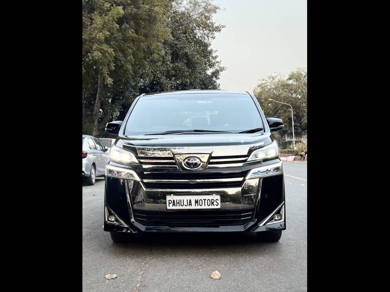 Toyota Vellfire VIP - Executive Lounge