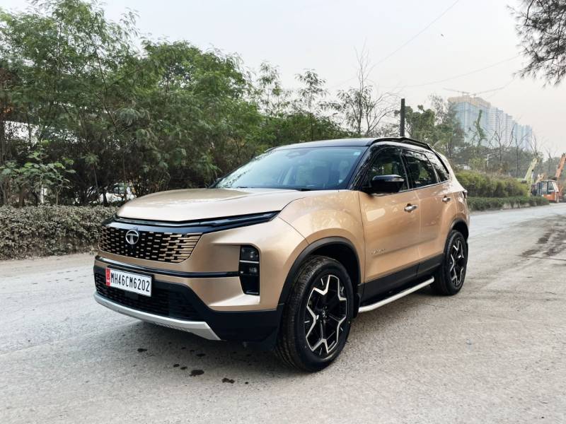 Tata Safari Accomplished Plus Dual Tone AT 7 STR