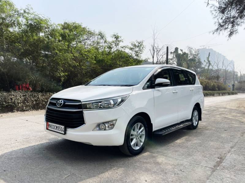 Toyota Innova Crysta 2.8 GX AT 8 STR