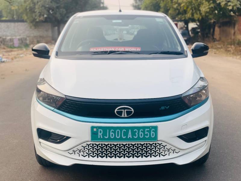 Tata Tiago EV XT Medium Range