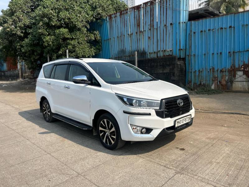 Toyota Innova Crysta ZX 2.4 7 STR