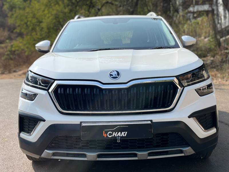 Skoda Kushaq Style 1.0L TSI AT (6 Airbags)