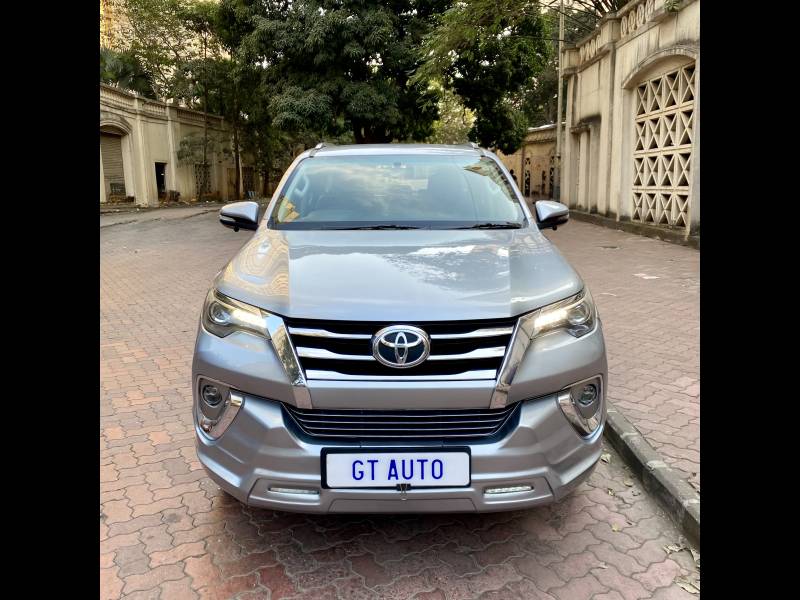 Toyota Fortuner 2.8 4x2 AT