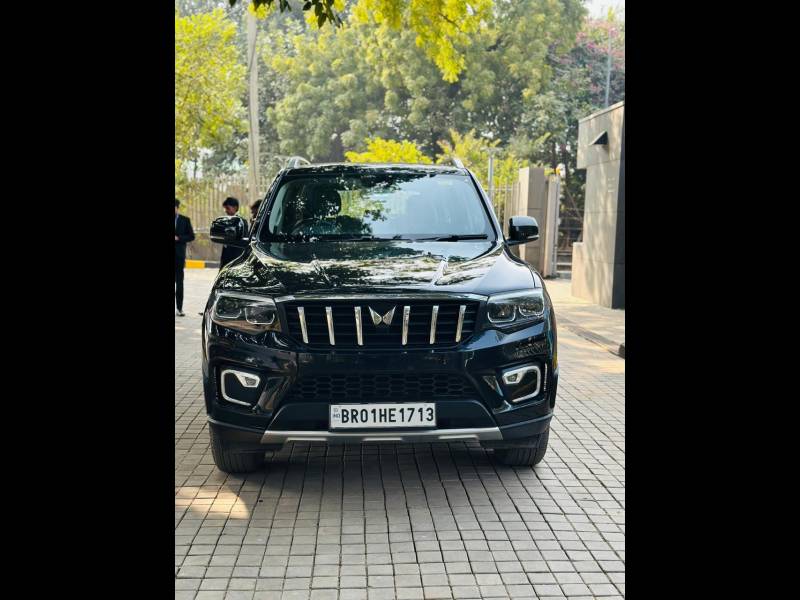 Mahindra Scorpio-N Z8 Diesel MT 4WD 7 STR