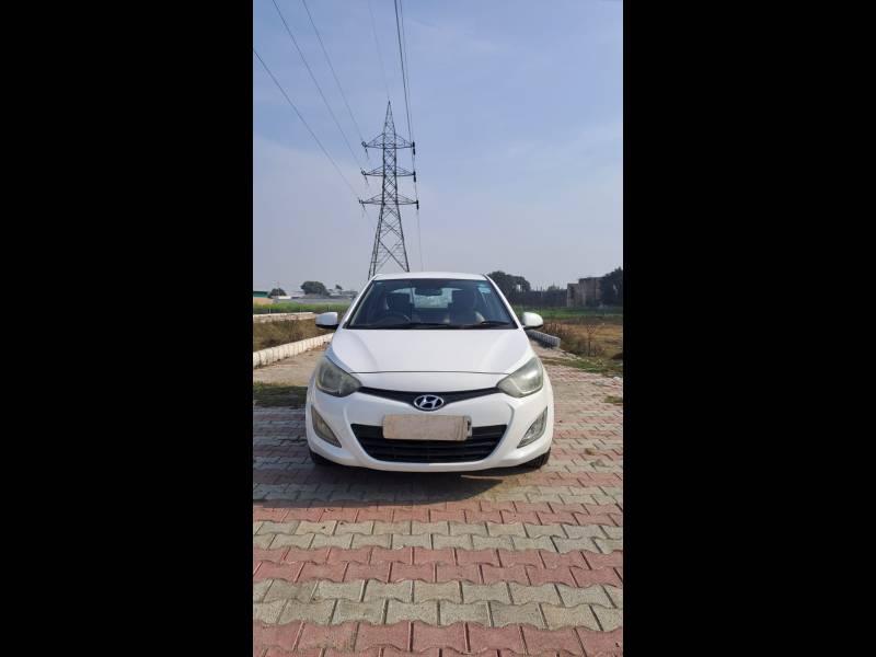 Hyundai i20 Sportz 1.4 CRDI