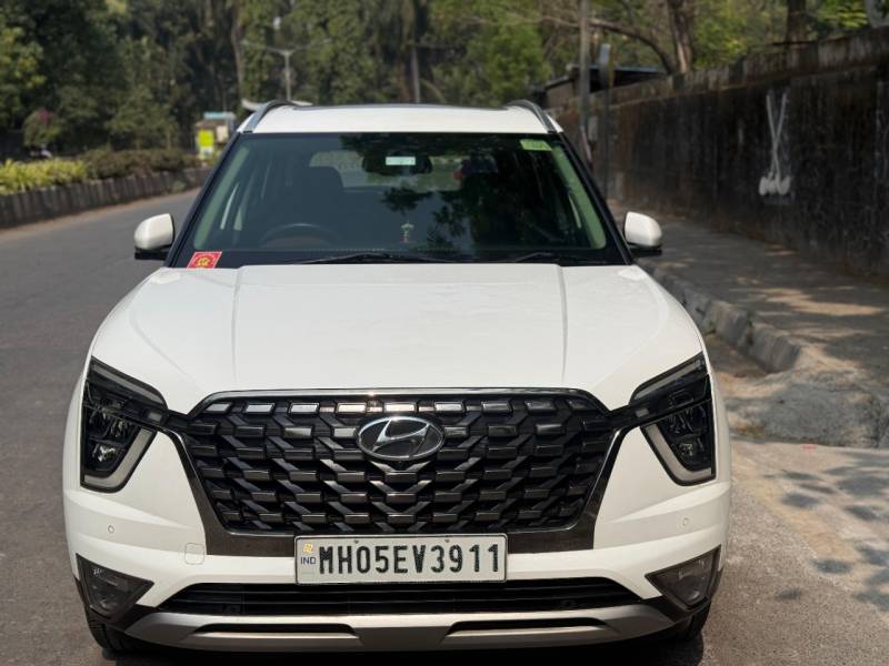 Hyundai Alcazar Signature (O) 6 STR 1.5 Diesel AT