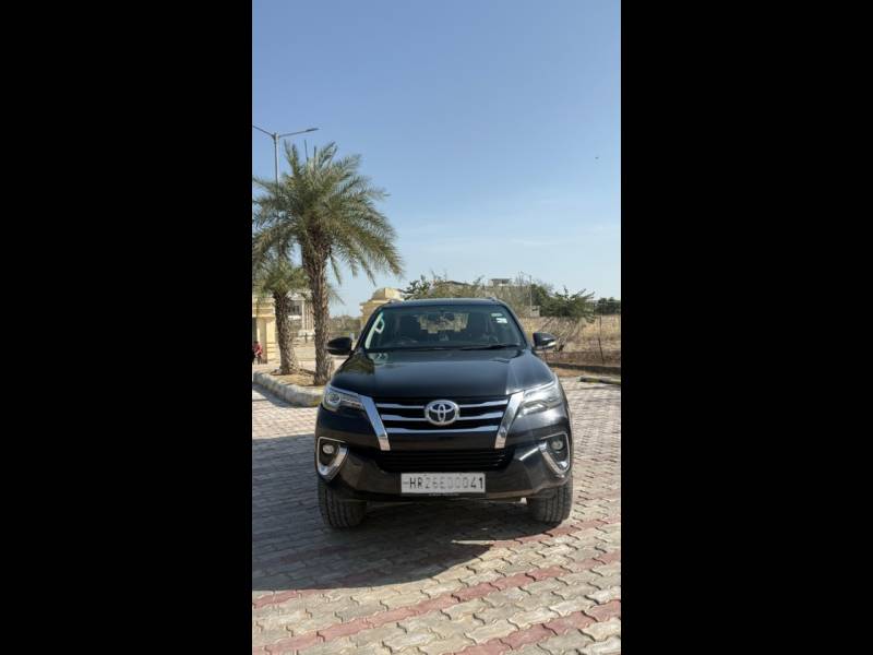 Toyota Fortuner 2.8 4x2 AT