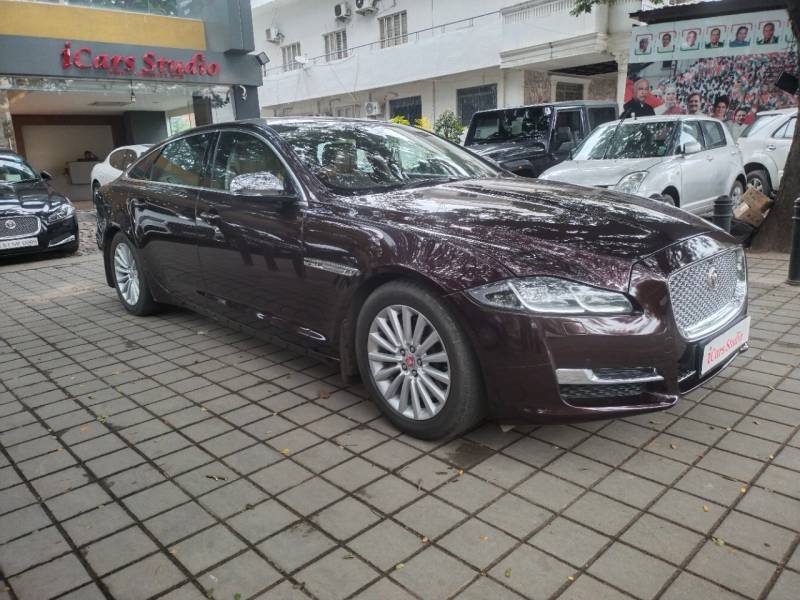 Jaguar XJ L 2.0 Portfolio