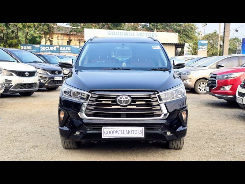 Toyota Innova Crysta 2.4 ZX AT 7 STR