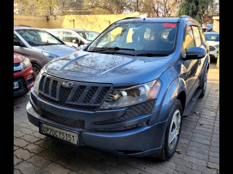 Mahindra XUV500 W4 FWD