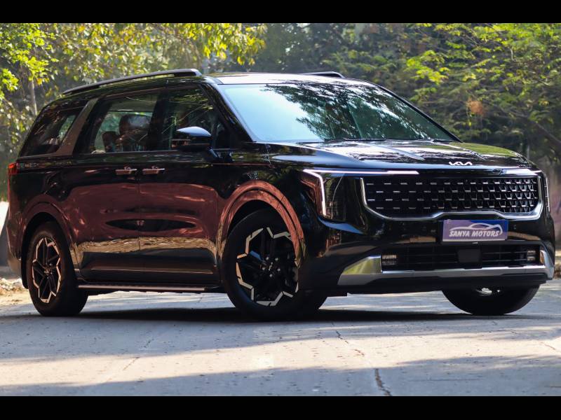 Kia Carnival Limousine Plus