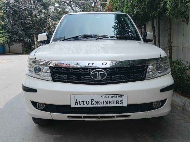 Tata Safari Storme 2.2 EX 4x2