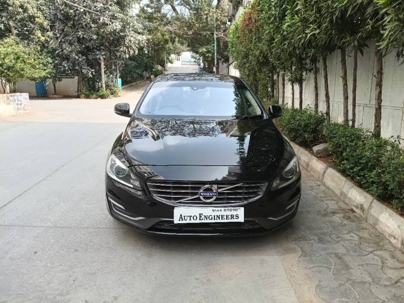 Volvo S60 D5 2.4 L