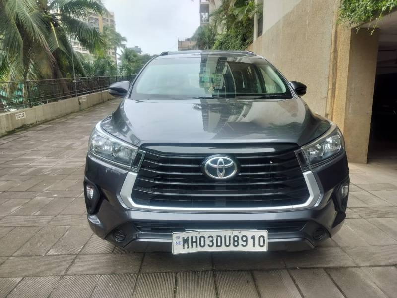 Toyota Innova Crysta 2.4 GX 7 STR