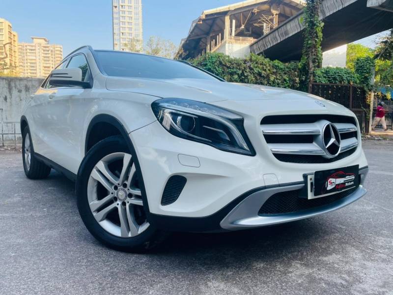 Mercedes Benz GLA Class 200 Sport