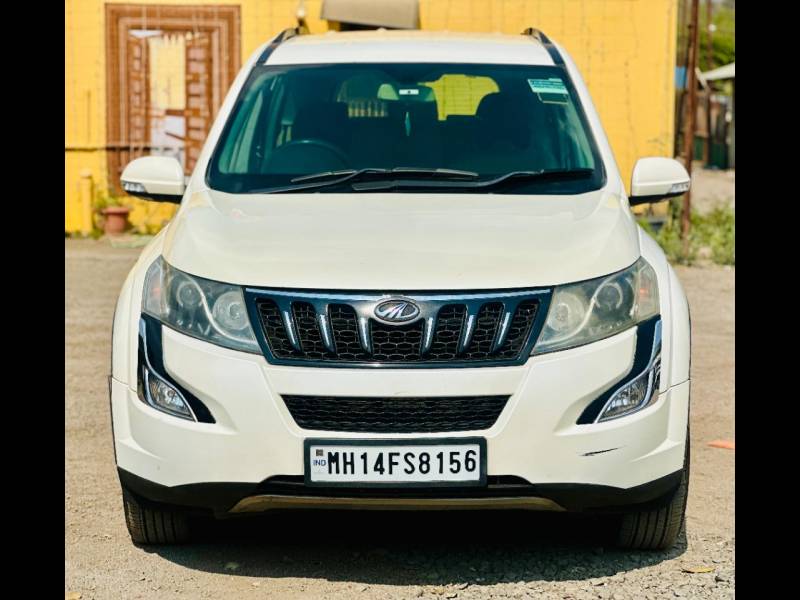 Mahindra XUV500 W6 FWD AT