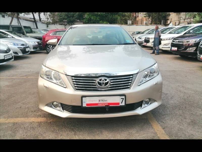 Toyota Camry 2.5 G