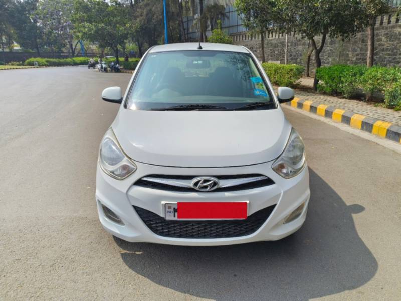 Hyundai i10 Sportz 1.2 AT