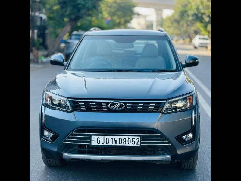 Mahindra XUV 300 W8 (O) 1.5 Diesel